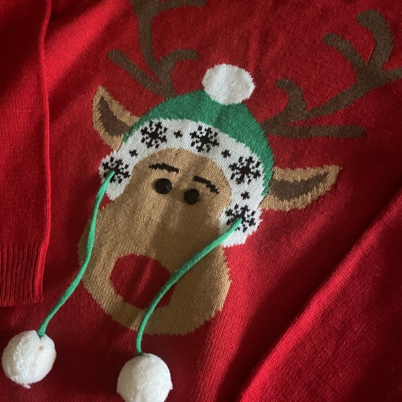 Christmas Sweater - Picture 7 of 11